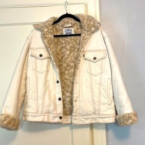 Oversized Fleece Lined Trucker Jacket